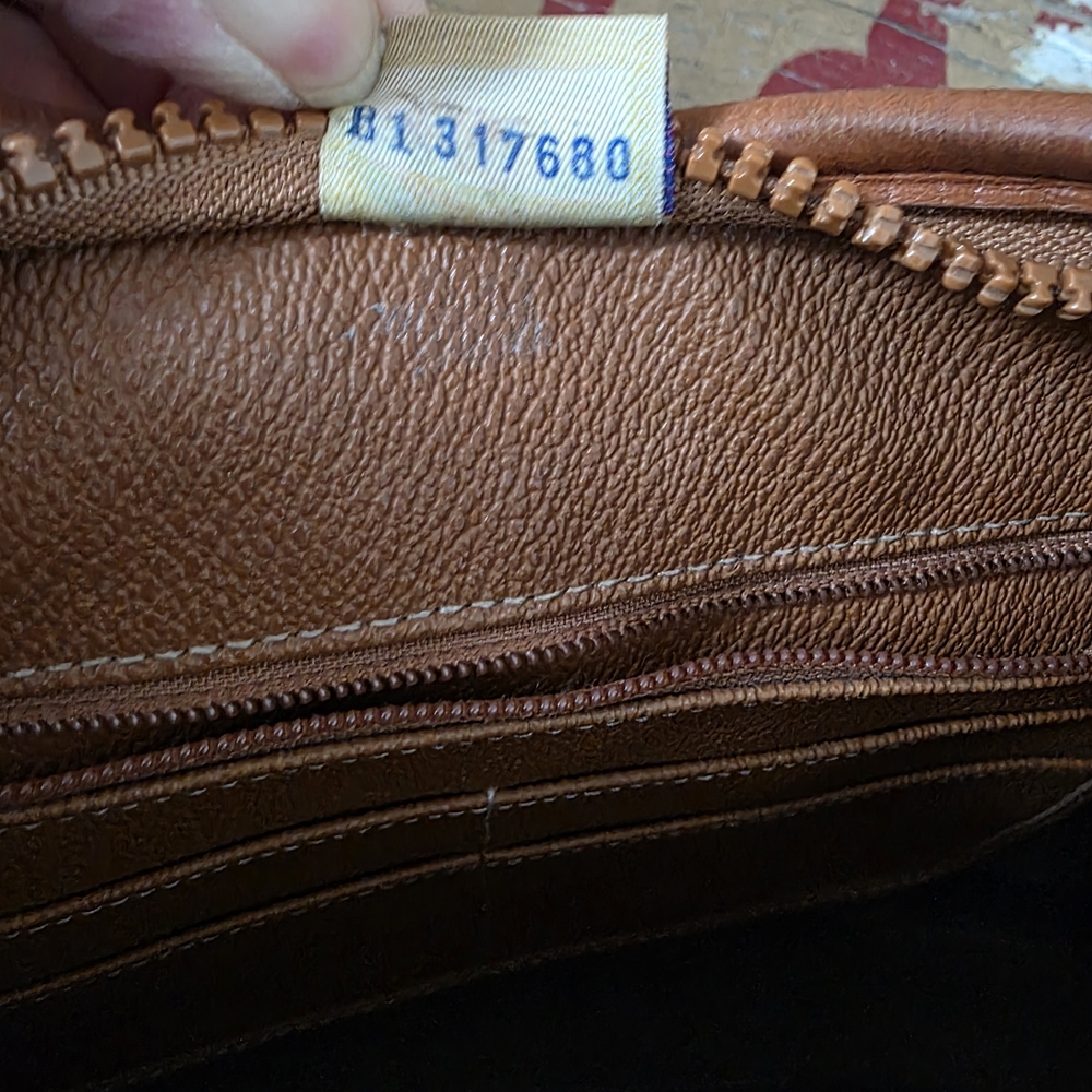 Vintage Dooney & Bourke Brown All Weather Leather Crescent Hobo - Picture 12 of 16